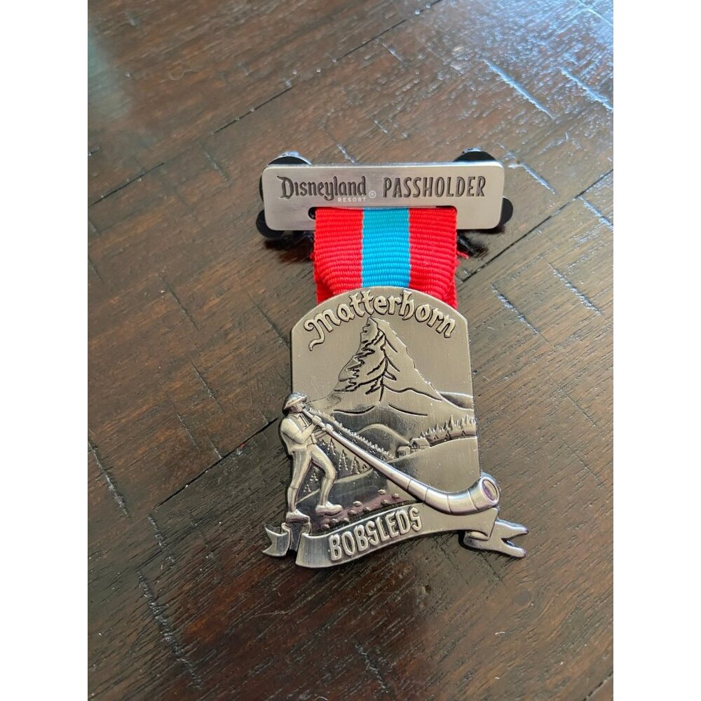 Disneyland Annual Passholder 2017 Matterhorn‎ Bobsled Ribbon LE Disney Pin